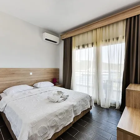 Limani Pensión Ammoulianí