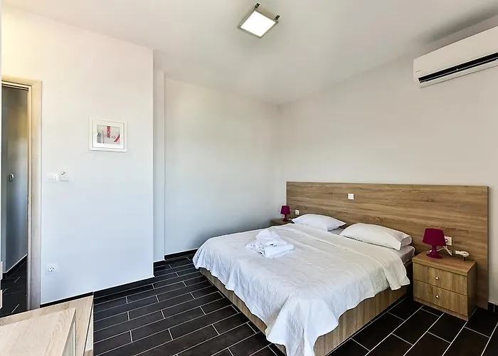 Casa de hóspedes Limani 3*